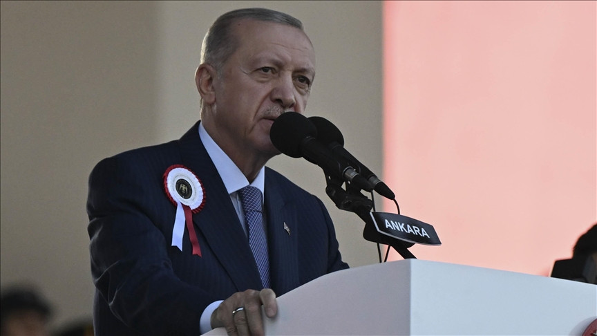 Cumhurbaşkanı Erdoğan: Türkiye gibi bir devleti ırkçı, lümpen faşizmin sığ sularına hapsetmeye kimsenin gücü yetmez
