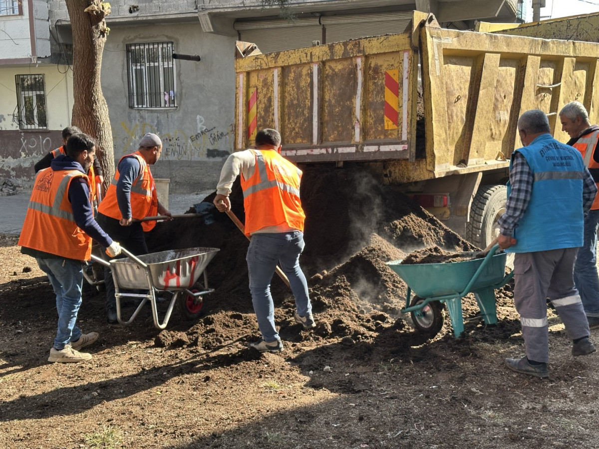 Eyyübiye Parklarında Bakım Zamanı