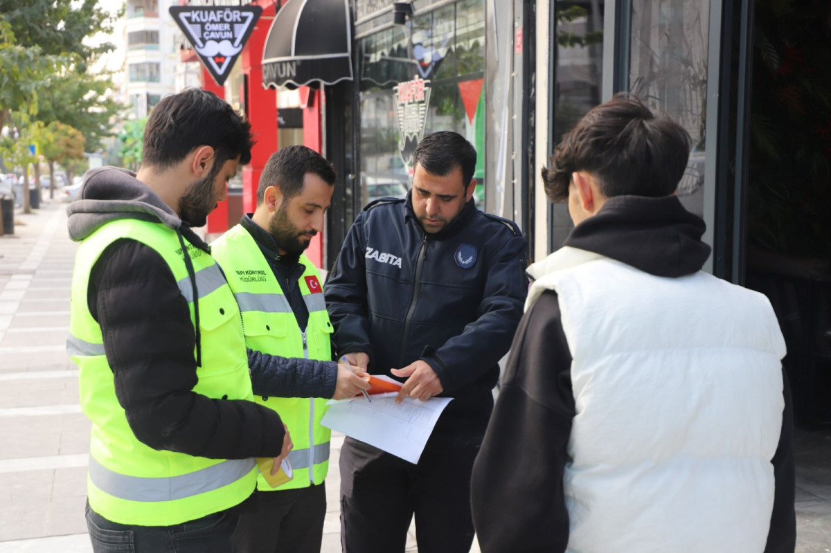 KARAKÖPRÜ’DE İŞYERİ SUNDURMALARI DENETLENDİ